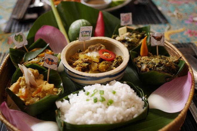 Chỉ với nguyên liệu cá nhưng món Amok của Cambodia thu hút thực khách nhờ bí quyết truyền thống-6
