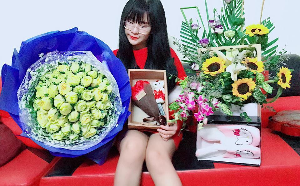 Hot girl - hot boy Việt: Trang Cherry say sưa trong hit Ta còn thuộc về nhau của Hương Tràm-6