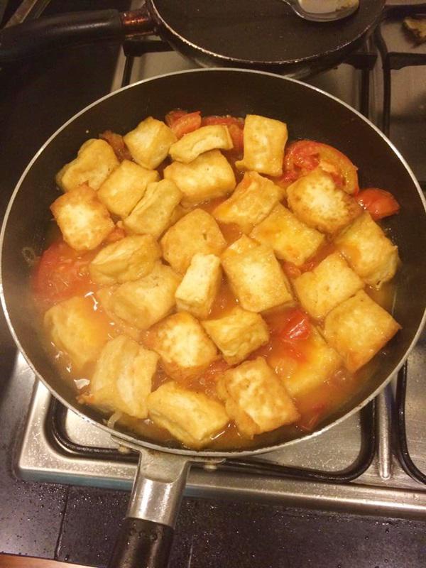 Bị kêu rửa rau như giặt đồ, Tân Hoa hậu Chuyển giới Hương Giang vẫn không ngừng vào bếp-9