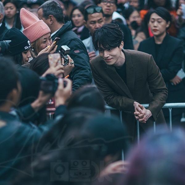 Đọ sự nghiệp hai bạn trai Lee Min Ho - Lee Dong Wook của ‘tình đầu quốc dân’ Suzy-8