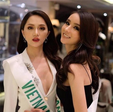 Á Hậu nước chủ nhà Thái Lan Yoshi Rinrada chúc mừng tân hoa hậu Hương Giang Idol-9