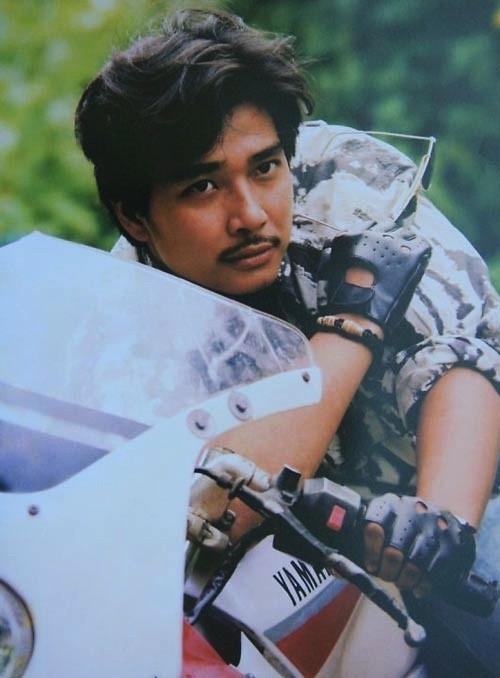 Clip: Chồng nghệ sĩ Hồng Vân cứu bé gái 11 tuổi bán vé số bị kẻ xấu dụ dỗ hút cộng đồng mạng-3