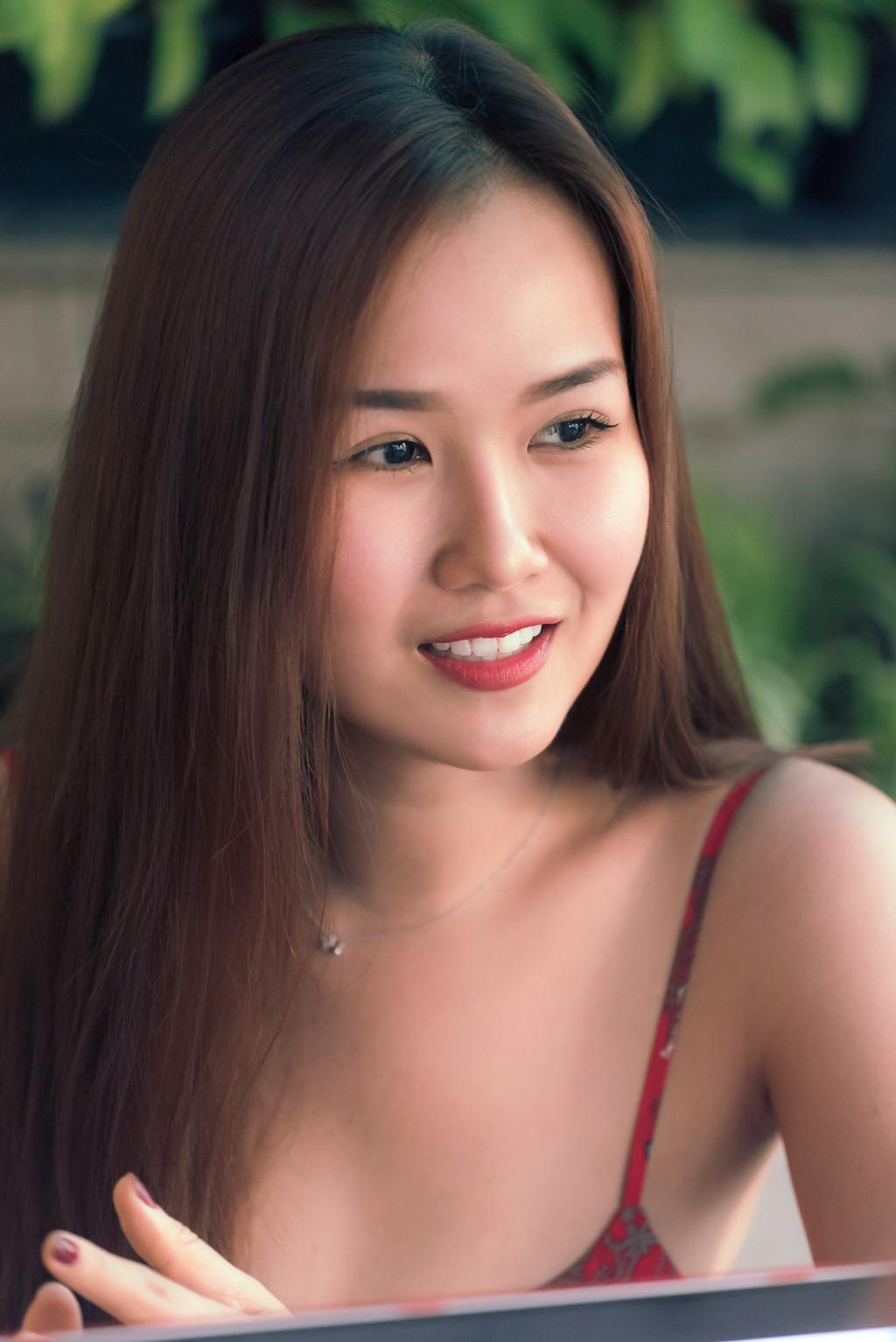 Hạ Trâm: Suy sụp vì bạn trai phản bội, suýt bị bầu show cưỡng hiếp-4