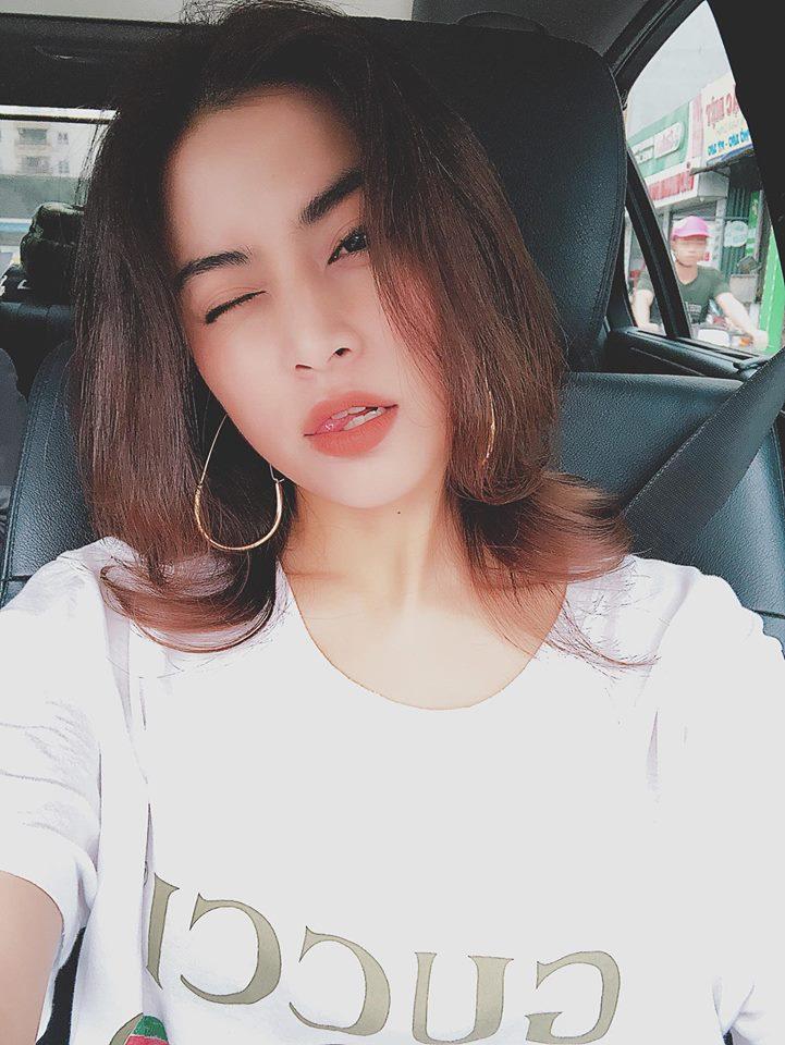 Tin sao Việt: Angela Phương Trinh sexy quấn khăn tắm selfie-4