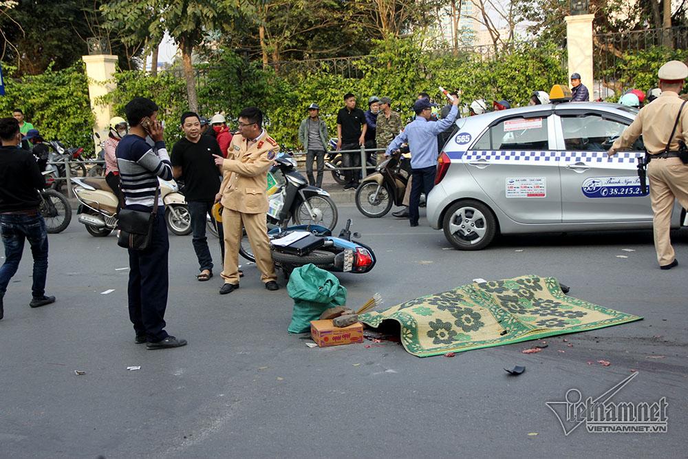 Xe buýt cán qua nam thanh niên tử vong, đường Lê Duẩn ùn dài-1