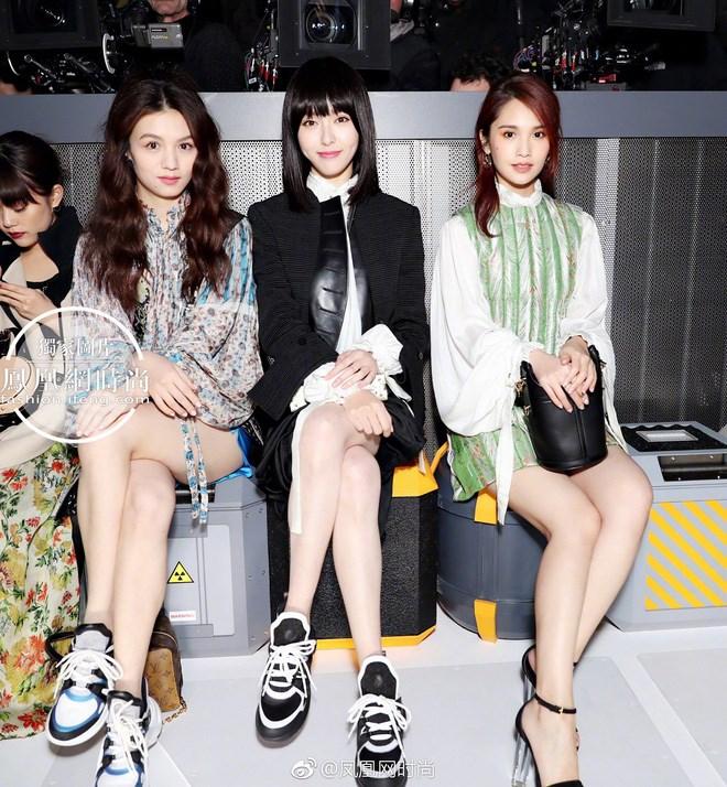 Cùng diện thiết kế Louis Vuitton, Châu Bùi áp đảo mỹ nhân Hoa ngữ nhờ thần thái đỉnh cao-5