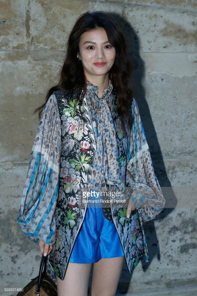 Cùng diện thiết kế Louis Vuitton, Châu Bùi áp đảo mỹ nhân Hoa ngữ nhờ thần thái đỉnh cao-8