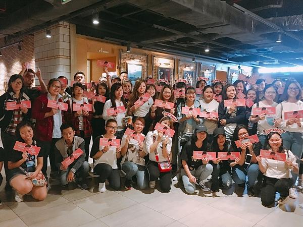 Fan bao rạp xem Tháng năm rực rỡ để nghe Mỹ Tâm hát 4 phút cuối phim-3