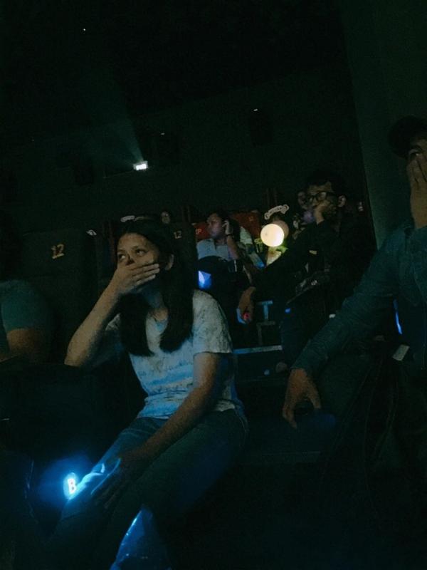 Fan bao rạp xem Tháng năm rực rỡ để nghe Mỹ Tâm hát 4 phút cuối phim-5