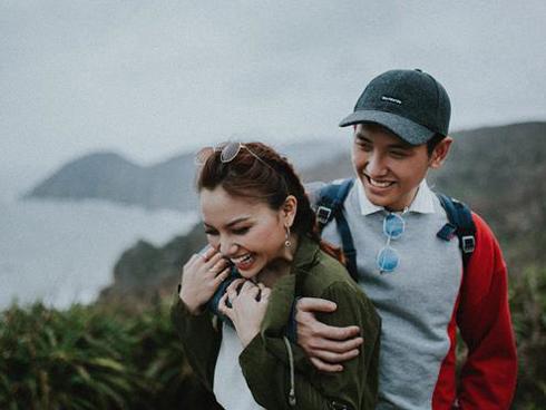 Xin yêu không được, chàng trai buồn đến mức bà nội và bố phải 'ra tay' để lấy được vợ