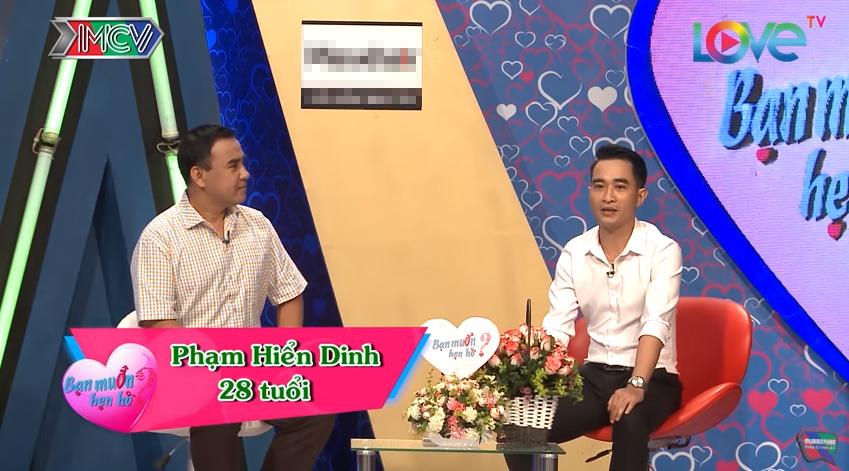 Anh chàng ca cải lương hay như nghệ sĩ khiến cô gái xinh đẹp chưa yêu ai say như điếu đổ trong Bạn muốn hẹn hò-1