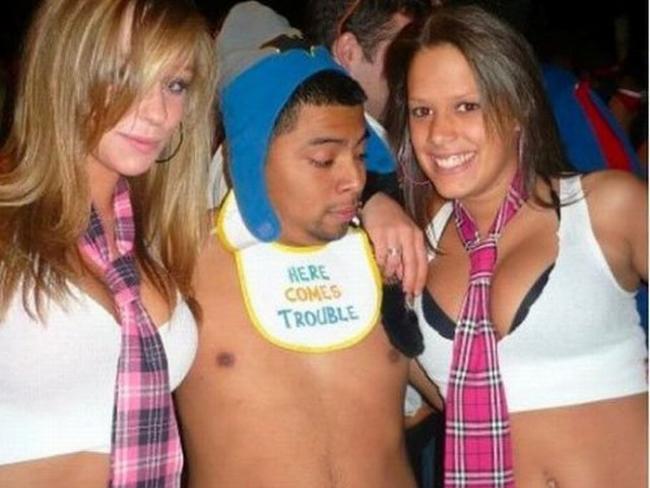 Đỉnh cao của nhảy sạp là phải chơi bằng... đầu-2