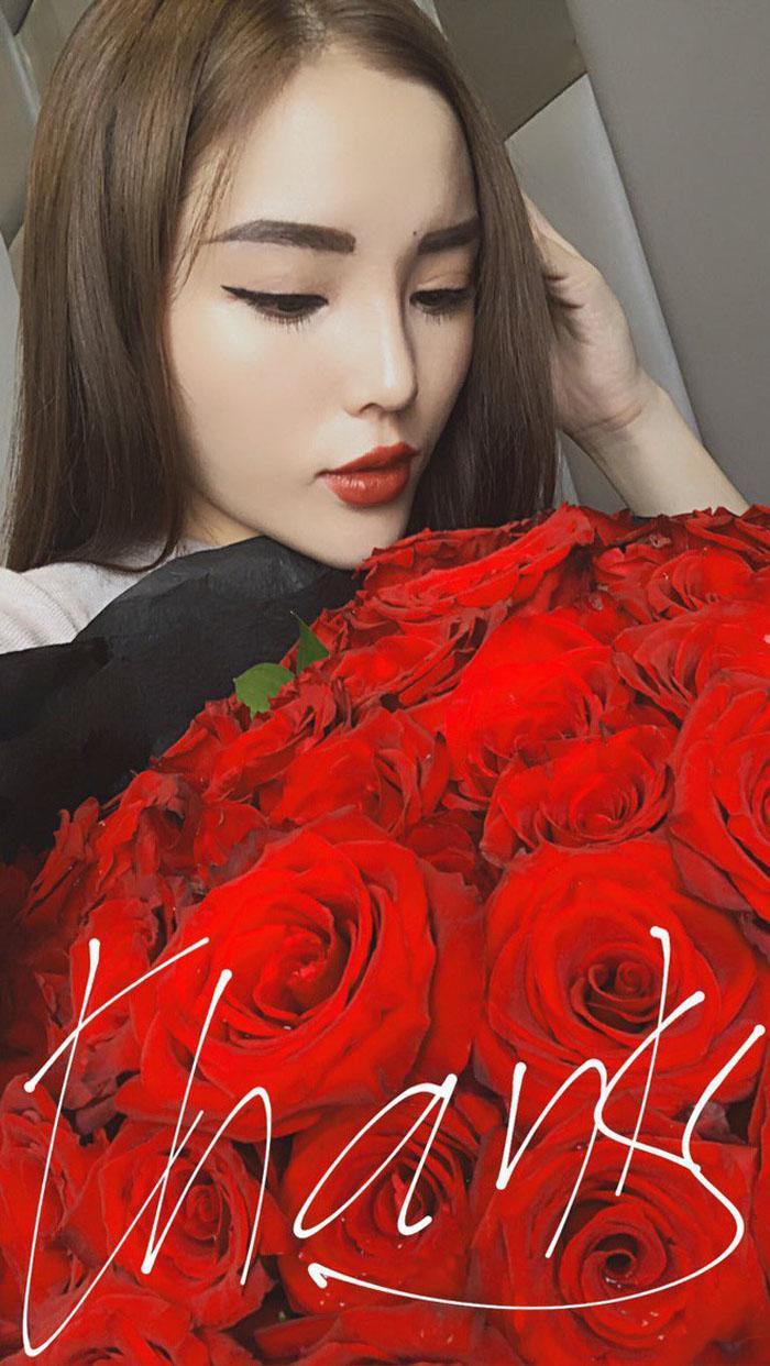 Make up như tượng sáp, Kỳ Duyên - Hà Lade cùng lọt top sao trang điểm xấu tuần qua-2