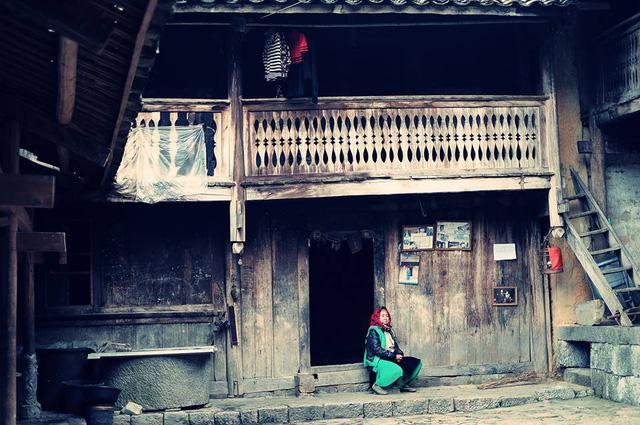 Ngôi nhà của Pao yên bình trên cao nguyên đá-4