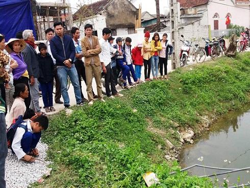 Đề nghị xem xét trách nhiệm trang tin đăng clip nữ sinh hôn bạn trai-4