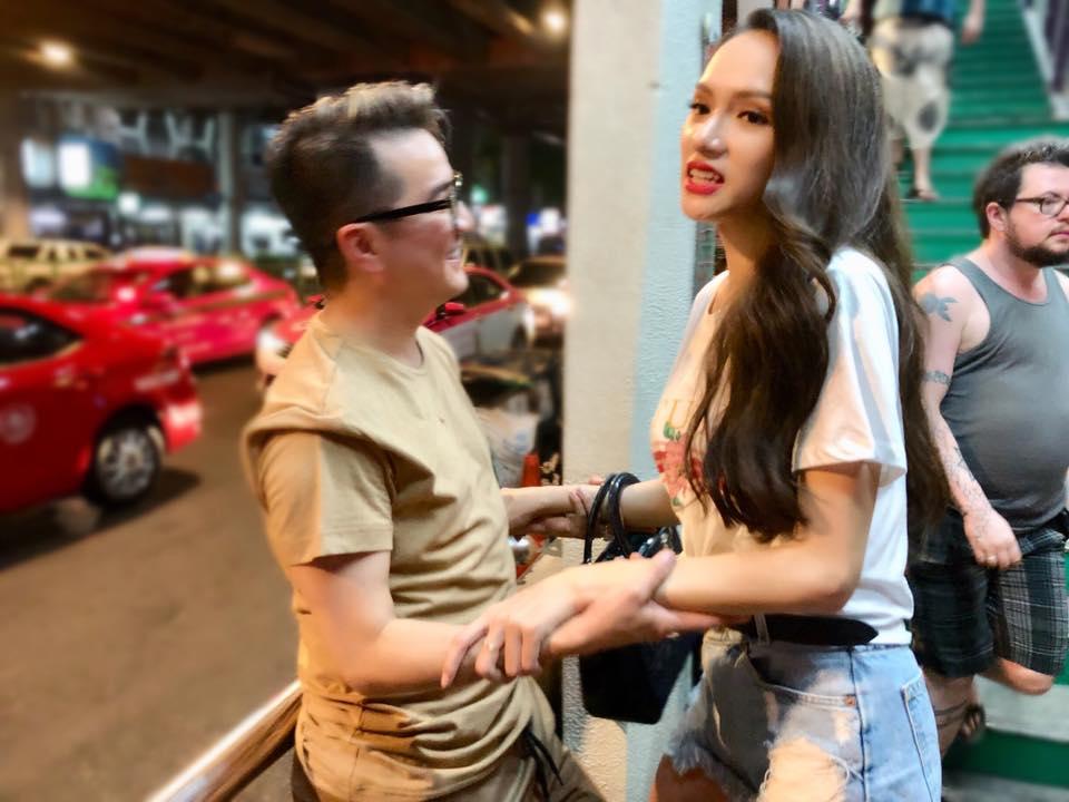 Đàm Vĩnh Hưng kể chuyện Hương Giang Idol suýt ngất khi được xướng ngôi Hoa hậu Chuyển giới-1