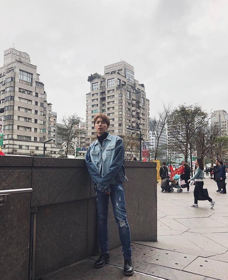 Huyền Baby - Thúy Vi khoe vòng 1 bốc lửa nổi bật nhất street style giới trẻ tuần qua-4