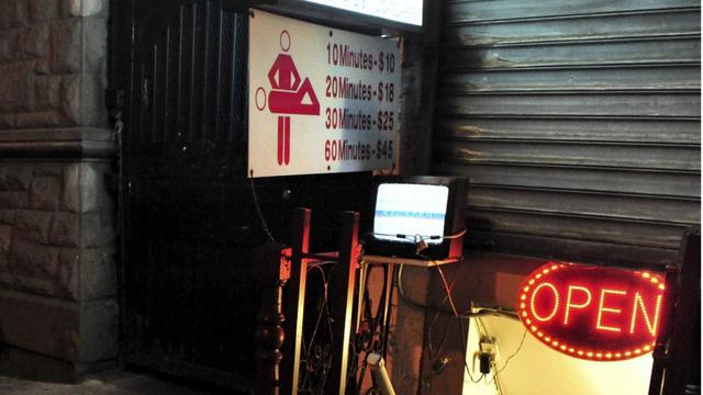 Phận đời lận đận của những cô gái Trung Quốc bị bán sang Mỹ làm gái mại dâm-1