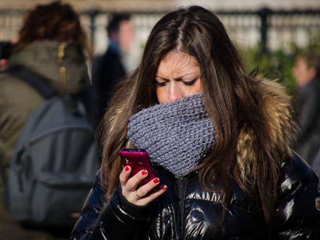 NÓNG: Khoa học chứng minh dùng nhiều smartphone khiến não lười hoạt động-2