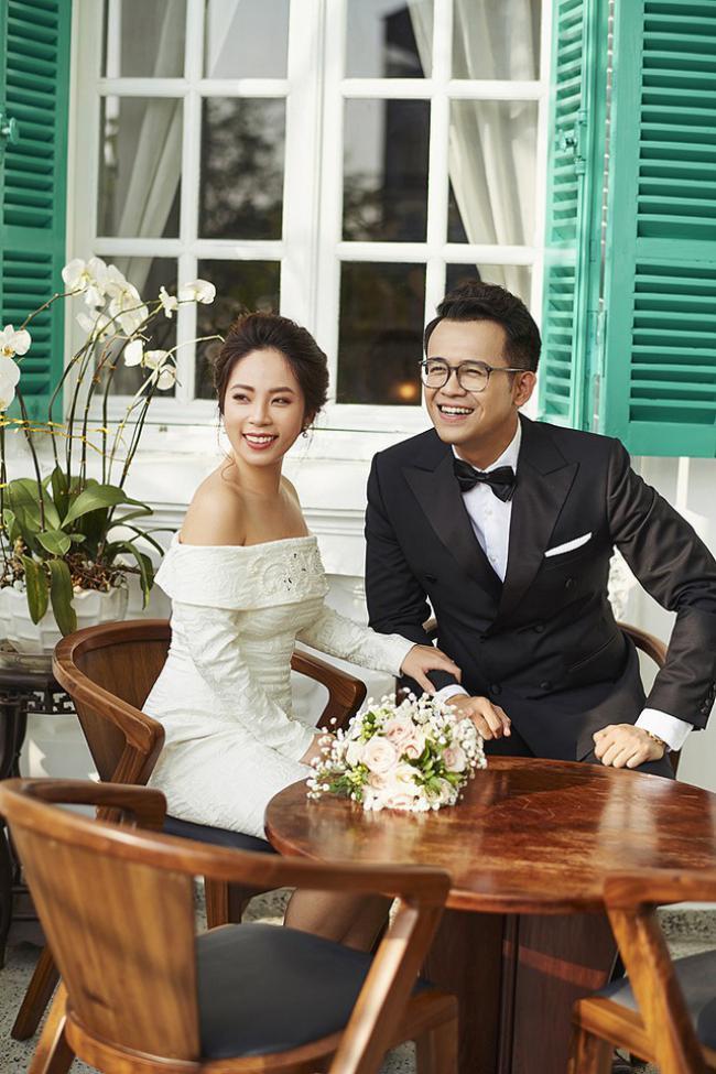 MC Chúng tôi là chiến sĩ tung ảnh cưới đẹp long lanh với vợ xinh đẹp-5