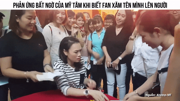 Biểu cảm cute lạc lối của Mỹ Tâm khi biết fan nữ xăm tên mình lên cơ thể-1