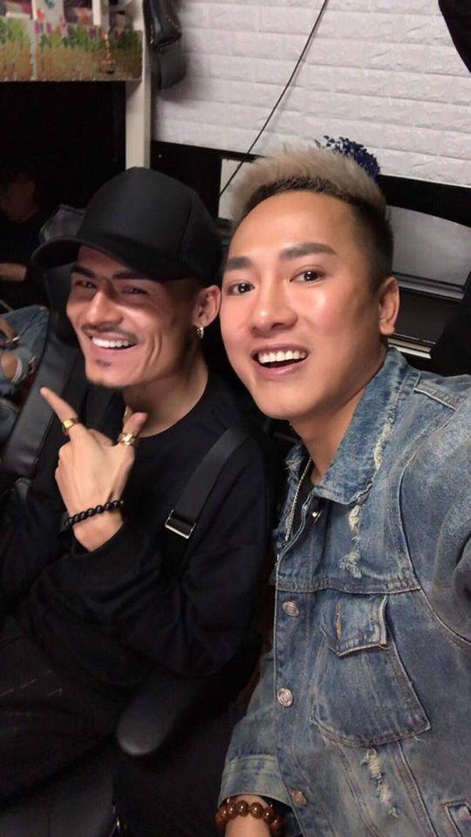 Châu Khải Phong, Chu Bin xác nhận Hoa Vinh dùng phần mềm chỉnh giọng khi livestream-4