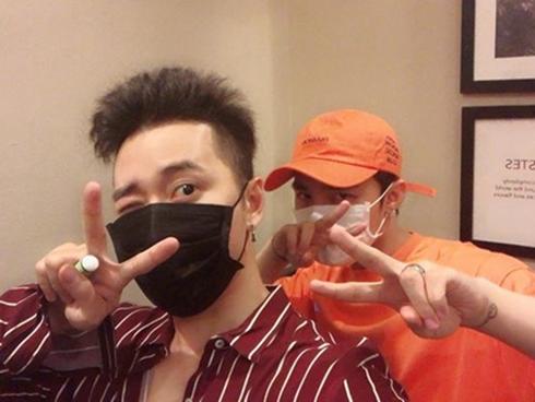 Karik đăng ảnh, xin lỗi từng 'đá xéo' Sơn Tùng M-TP, 'tập đoàn Sky' rần rần vào hỏi 'bao giờ Tùng comback?'