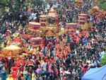 Đoàn người đông như kiến kéo về lễ hội hoành tráng nhất Lạng Sơn