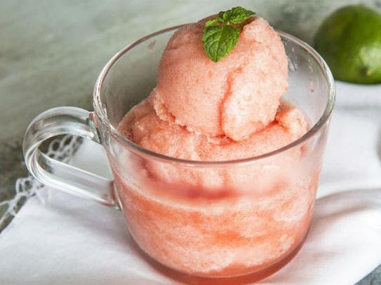 Mẹo bóc bưởi từng múi tròn trịa cho hội vụng về-1