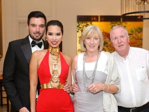 Siêu mẫu Hà Anh chỉ cách giúp chị em thoát khỏi 'bóng đen' mẹ chồng