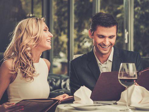 Khi bị hủy hẹn bất ngờ, nàng nên xử lý đối phương sao cho 'bõ'?