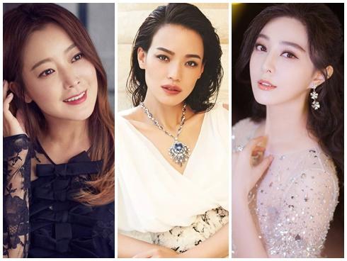 SHOCK Bộ mặt thật của Jackie Chan Thành Long: Gã đàn ông ít học bạc đãi vợ con, đam mê cờ bạc, qua đêm với hàng tá gái mại dâm-7