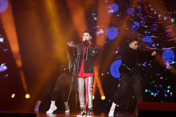 5 lần 7 lượt, Noo Phước Thịnh đã ‘đốt cháy’ sân khấu quốc tế thế này-5