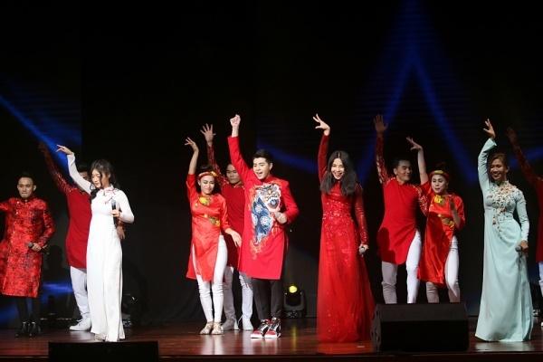 5 lần 7 lượt, Noo Phước Thịnh đã ‘đốt cháy’ sân khấu quốc tế thế này-6