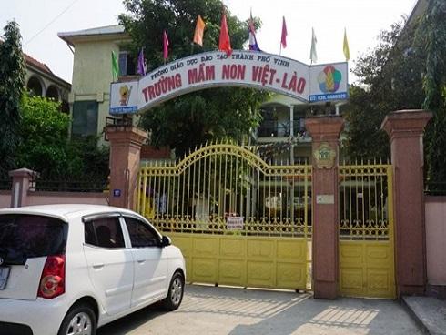 Cô giáo thực tập bị đánh nhập viện: Hiệu trưởng lý giải vết bầm trên chân học sinh