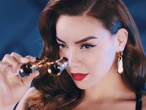 Liên tục bị nói xấu, Hồ Ngọc Hà: 'Định nói xấu lại mà tại hay mắc bệnh quên'