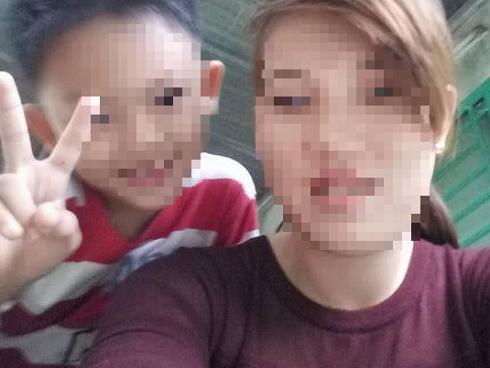 Bé trai 8 tuổi nghi bị người tình của mẹ bạo hành đến chết: 'Nó chở xác thằng bé về rồi bình thản gọi xe mai táng'