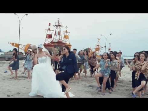 Chụp kỉ yếu theo phong cách 'Mình cưới nhau đi', nhóm học sinh Nghệ An gây bão mạng