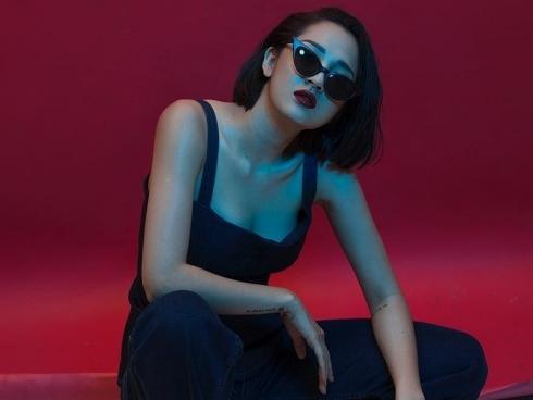 Bảo Anh ngày càng cá tính thậm chí 'manly' từ khi 'kết thân' với kiểu tóc robot ngắn cũn cỡn