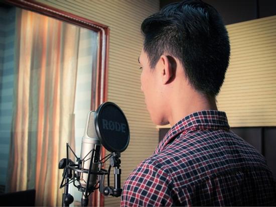 Clip: Sự thật về những giọng ca online được khen ngất trời như Hoa Vinh