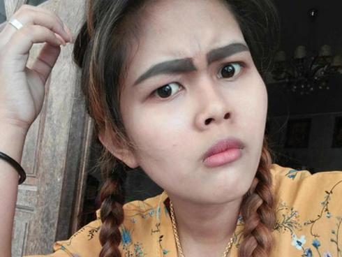 Xăm lông mày đổi vận, người phụ nữ khóc thét nhận thành quả-9