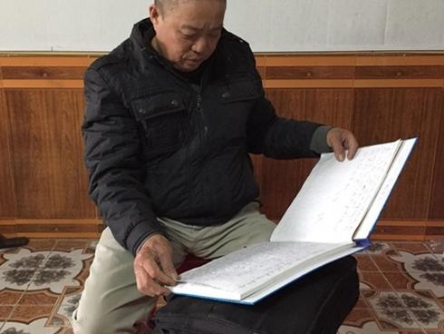 Gia đình học sinh bị phạt uống nước giẻ lau bảng bất ngờ thay đổi quan điểm xử lý