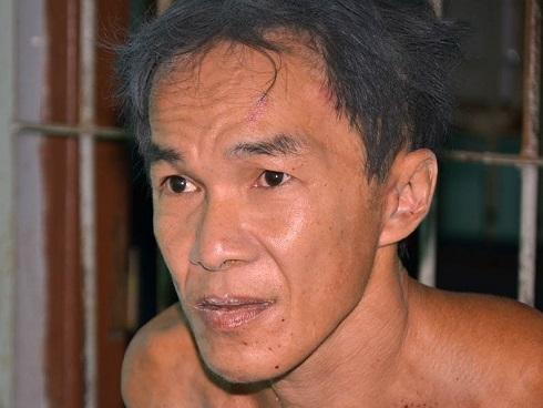 Bắt nghi phạm chặt lìa đầu hàng xóm, chém trọng thương Trung tá công an