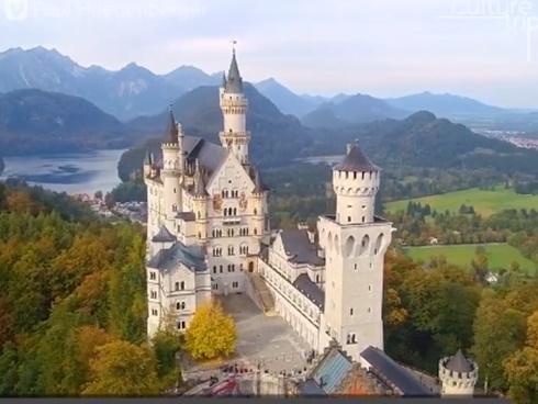 Lâu đài khổng lồ nằm dưới đáy hồ hàng nghìn năm mà không ai biết-3