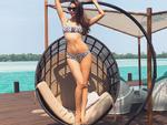 Tin sao Việt: Phạm Hương phô diễn hình thể với bikini tại Indonesia