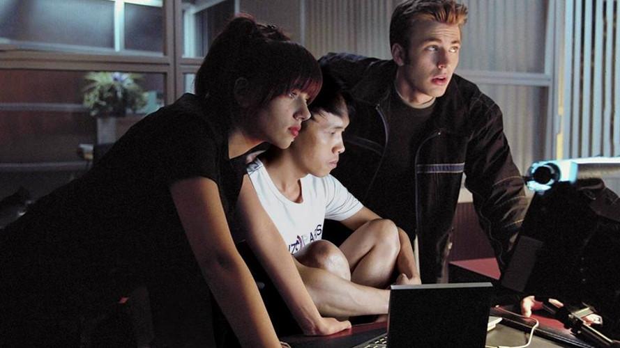 Mai Xuân Huy đã rất tài tình ghép mình vào các phim đình đám gần đây như Ready Player One, The Avengers, The Fate of the Furious.