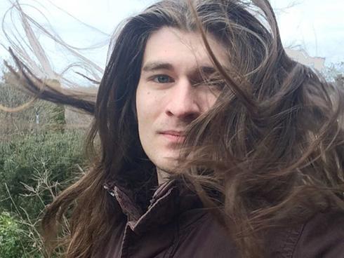 Giảm 32 kg, chàng trai trở nên nổi tiếng vì giống hoàng tử Disney