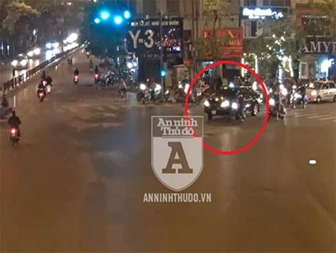 Vụ ô tô kéo lê người trên phố: Bắt khẩn cấp lái xe