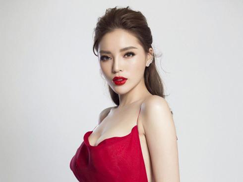 Bị chê phẫu thuật thẩm mỹ quá đà, Kỳ Duyên thẳng tay 'xóa sổ' Facebooker soi mói