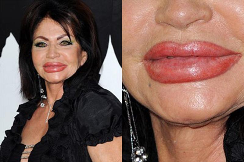 Diễn viên Jackie Stallone cũng từng khiến fan giật mình với diện mạo này.